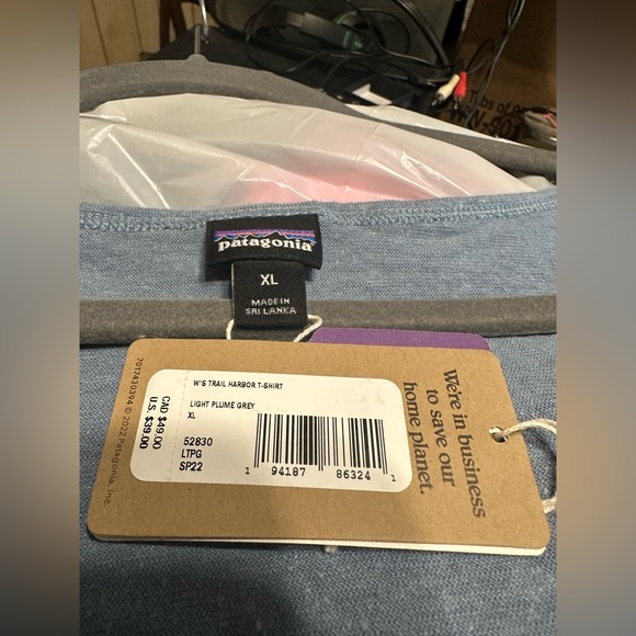 Patagonia trail harbor t shirt - Picture 2 of 2